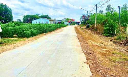 Đất đầu tư ngay mặt tiền đường lô 7 thị trấn Tân Châu